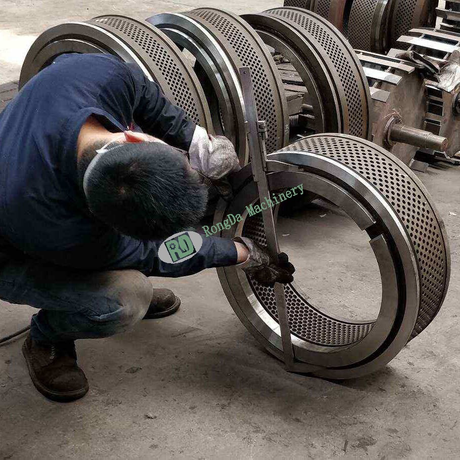 How Long Should the Pellet Mill Die Be Replaced?